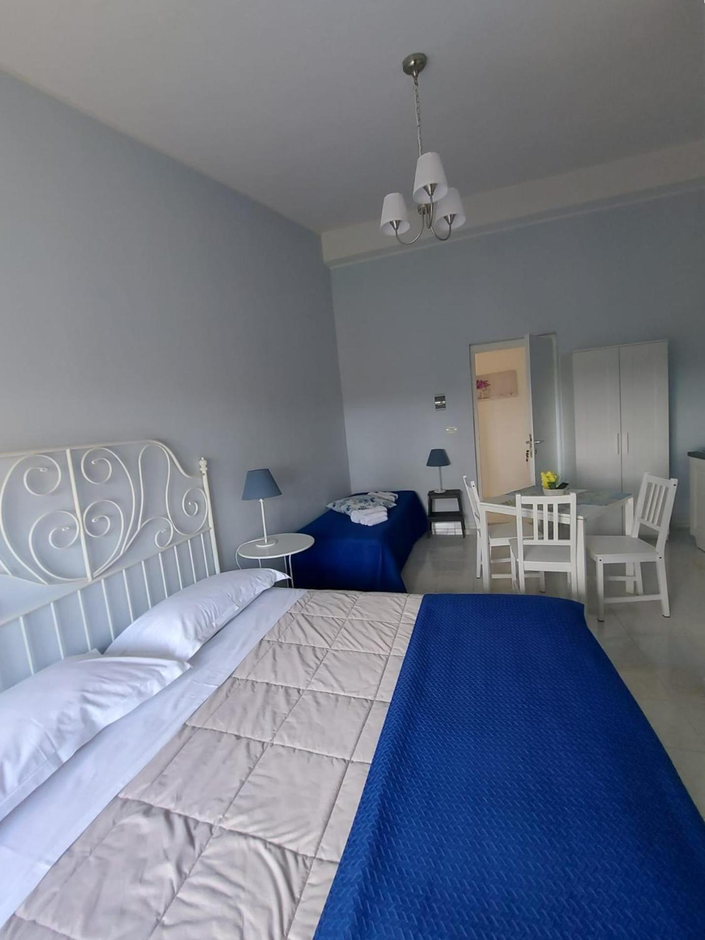 Villa Nadira Giardini Naxos Esterno foto