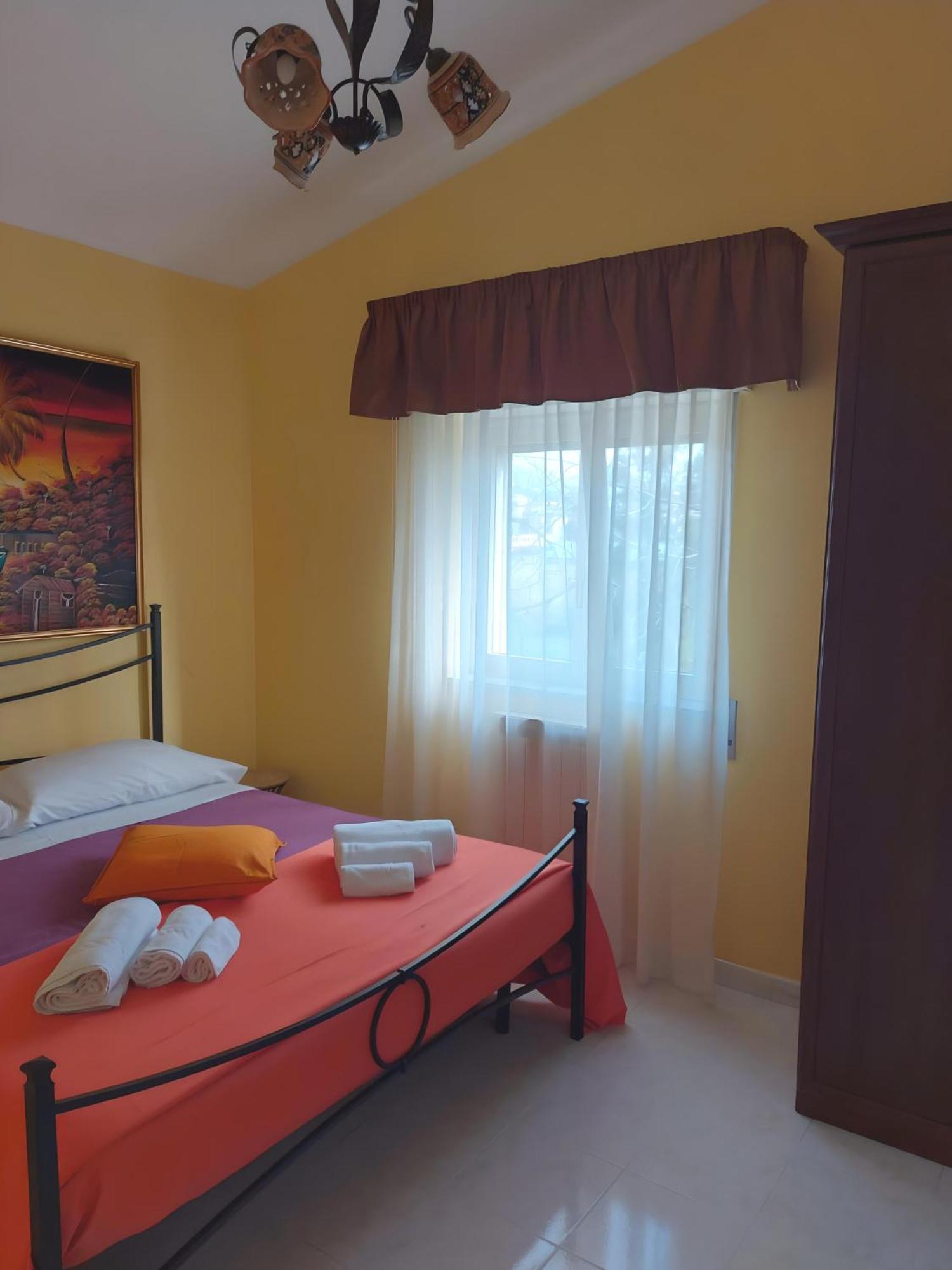 Villa Nadira Giardini Naxos Esterno foto