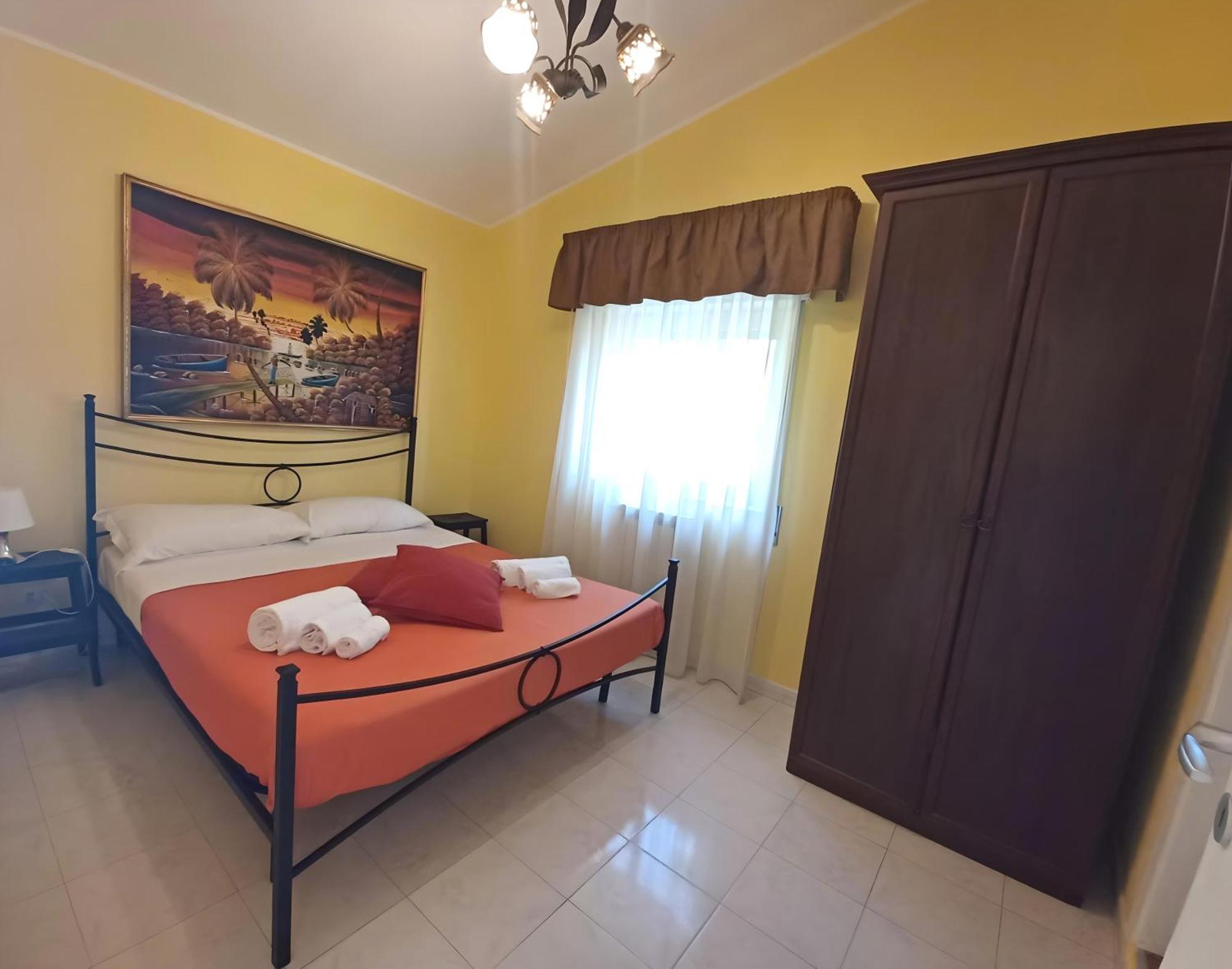 Villa Nadira Giardini Naxos Esterno foto