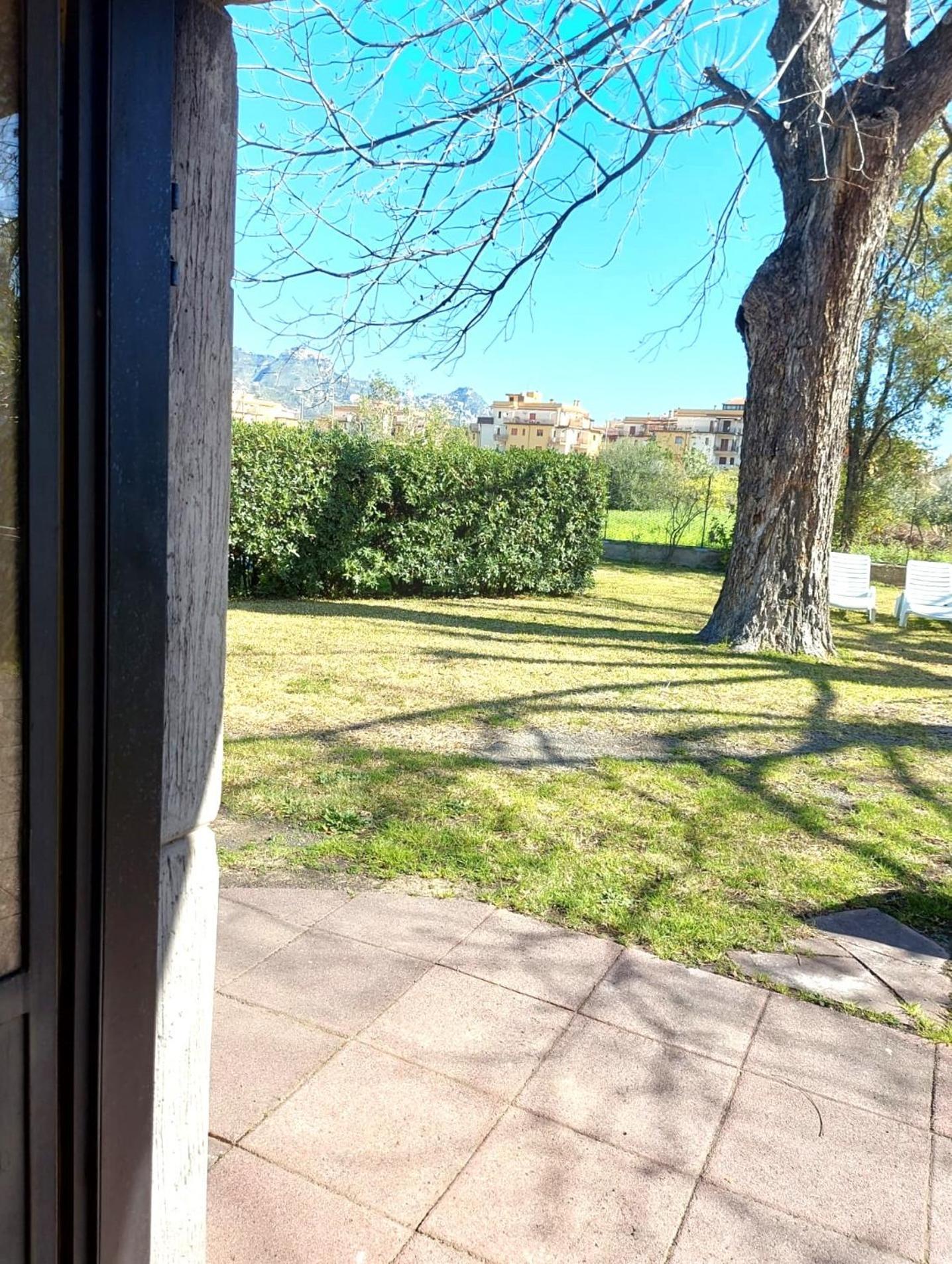 Villa Nadira Giardini Naxos Esterno foto